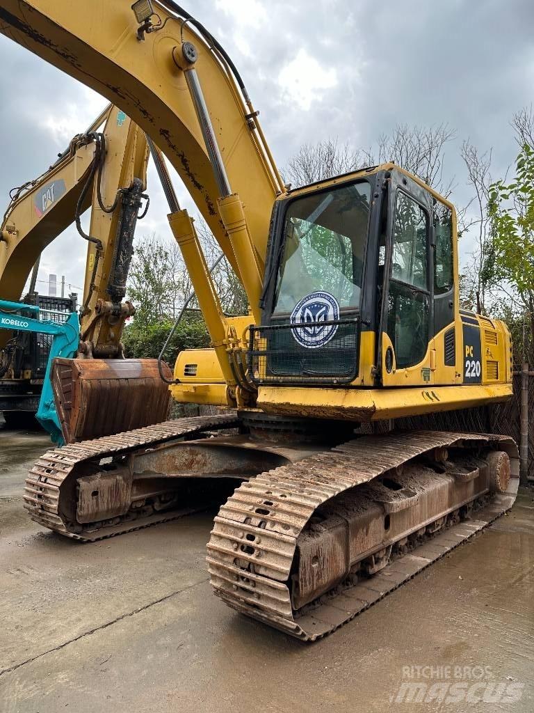 Komatsu PC 220-8 Excavatoare pe șenile
