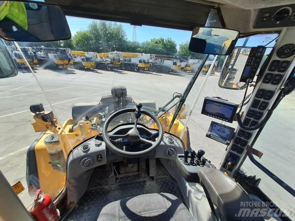 Volvo L180G Incarcator pe pneuri