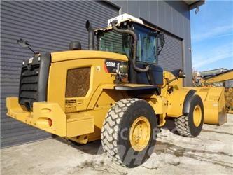 CAT 938M Incarcator pe pneuri