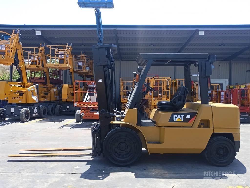 CAT DP45K Stivuitor diesel