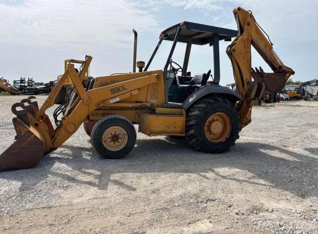 CASE 580 L Buldoexcavatoare
