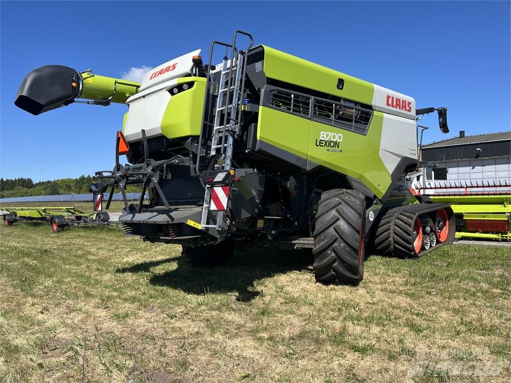 CLAAS Lexion 8700TT Combine de secerat