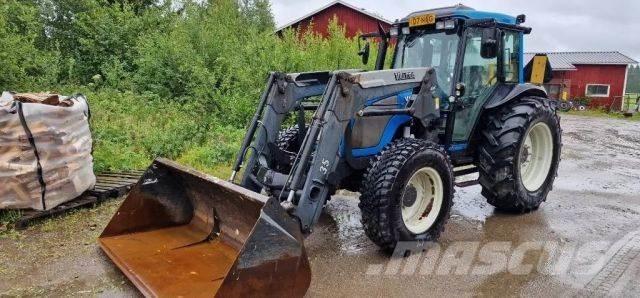 Valtra A85 Tractoare