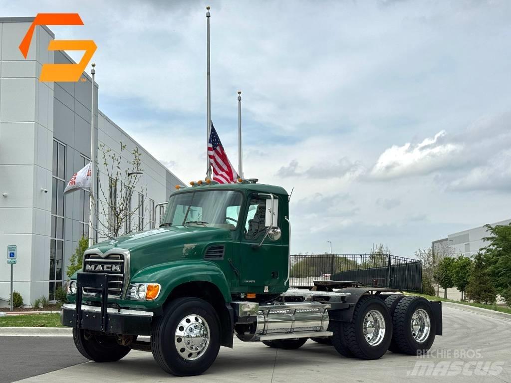 Mack Granite CV713 Autotractoare