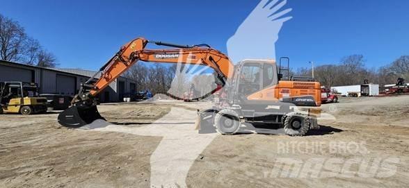 Doosan DX210W Excavatoare cu roti