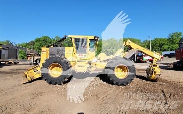 Tigercat 610E Utilaje de manevrarea a bustenilor