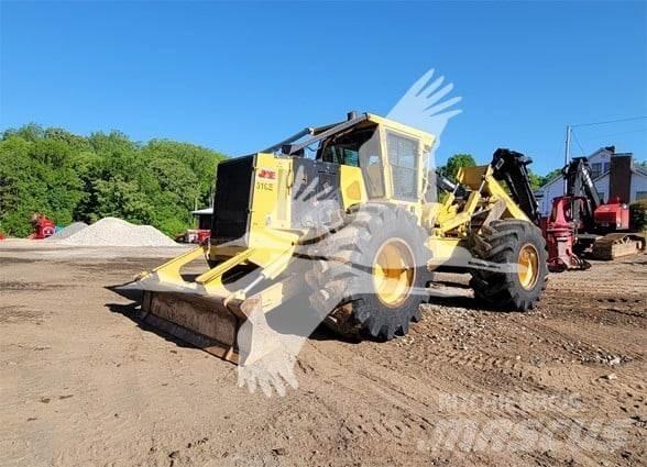 Tigercat 610E Utilaje de manevrarea a bustenilor