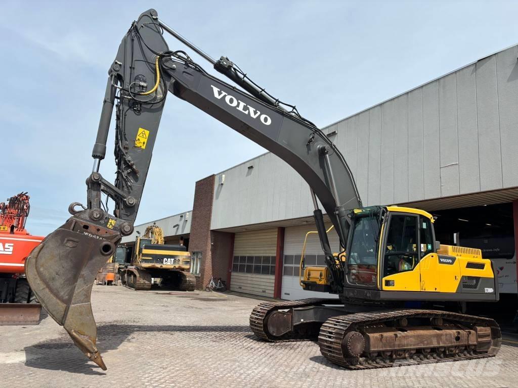 Volvo EC 300 D L Excavatoare pe șenile
