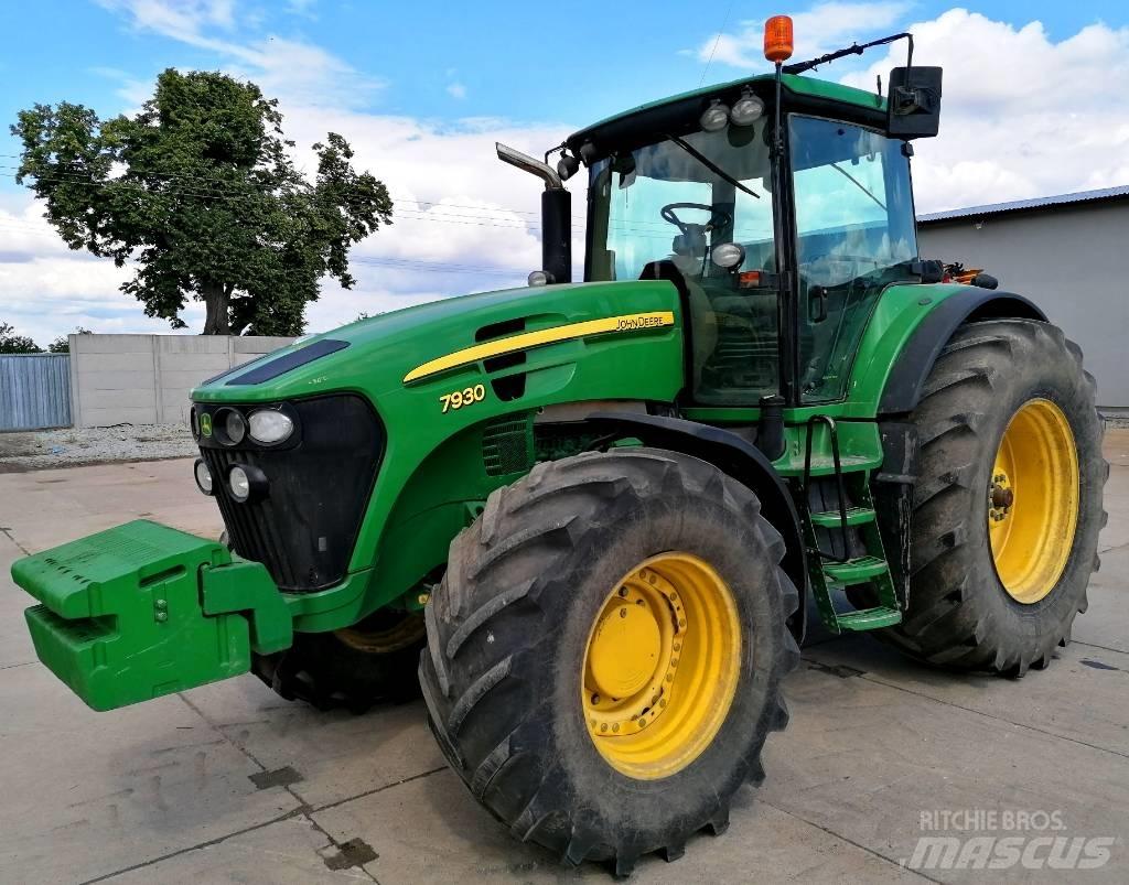 John Deere 7930 Tractoare
