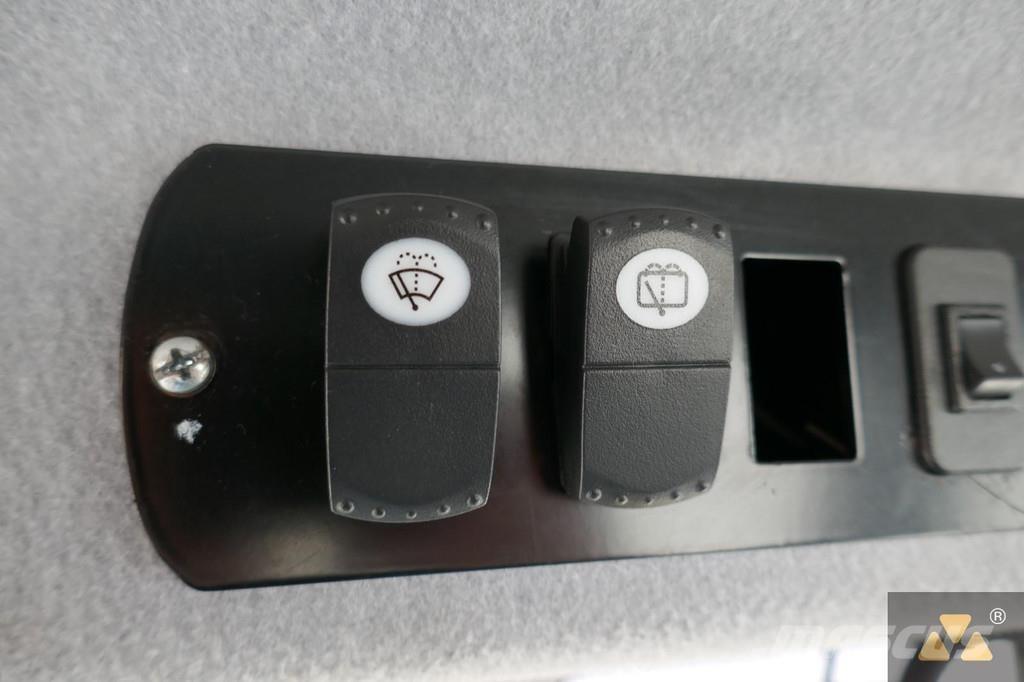 CAT CB13 Cilindri compactori dubli