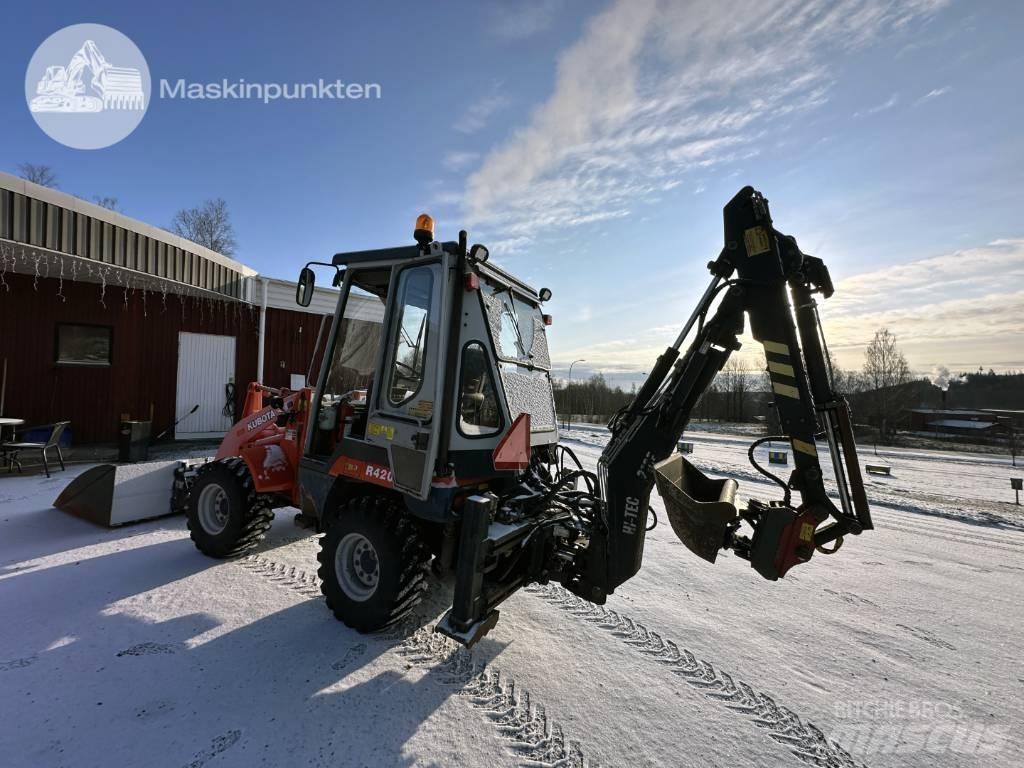 Kubota R 420 Buldoexcavatoare