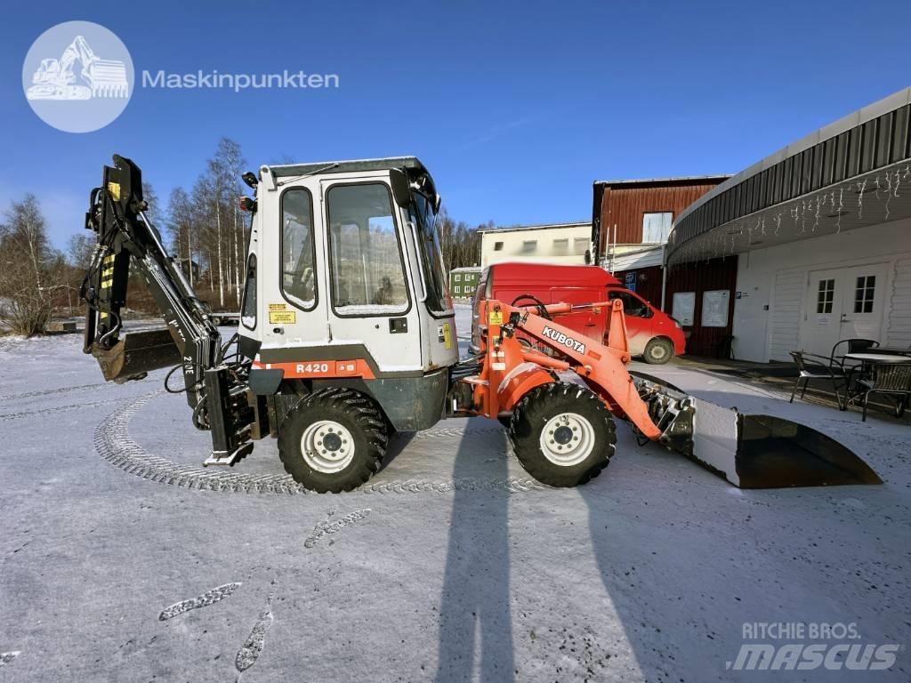 Kubota R 420 Buldoexcavatoare