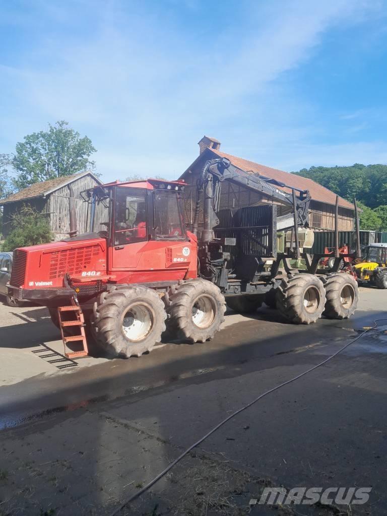 Valmet 840.2 Transportoare