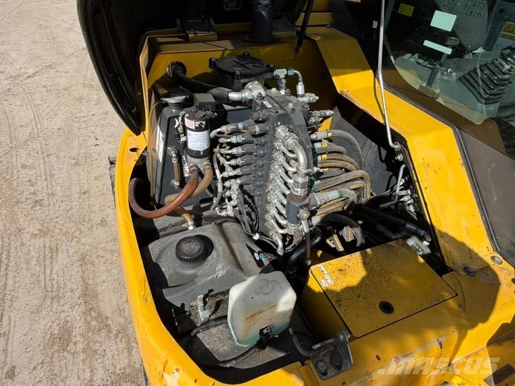 Komatsu PC 80 MR Excavatoare 7t - 12t