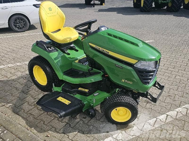John Deere X590 Cositoare de iarba