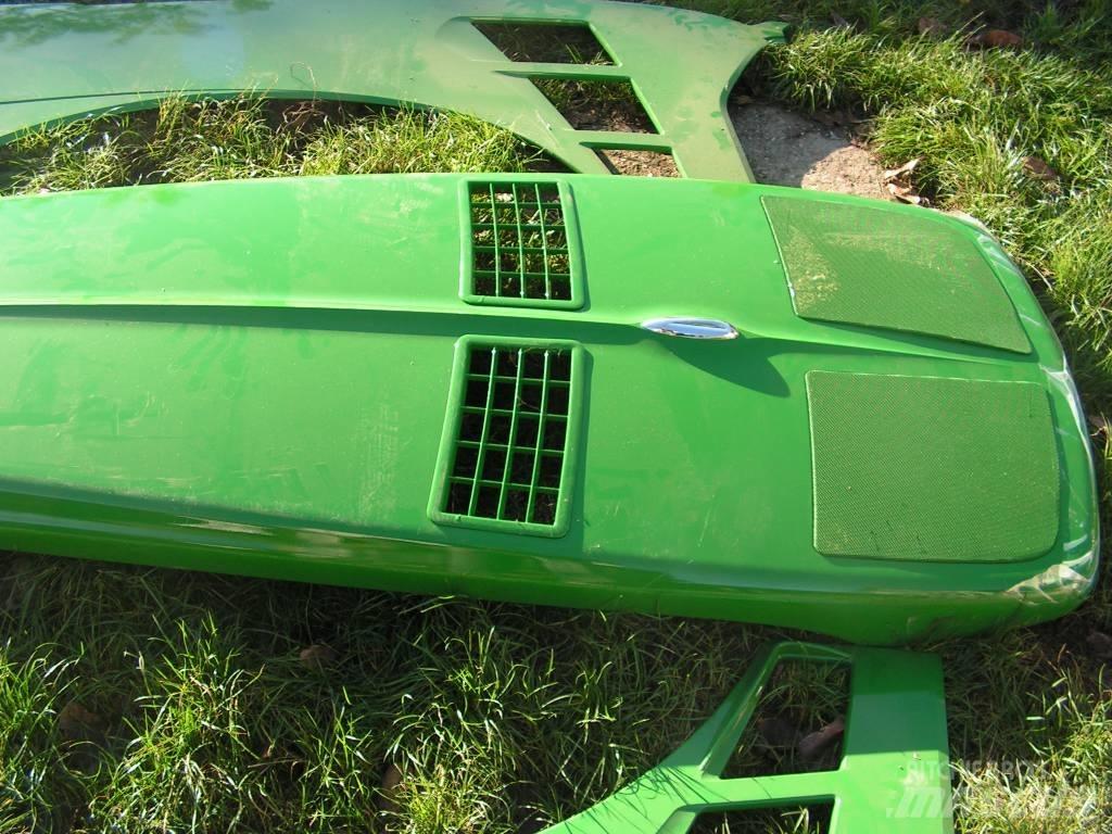 John Deere 8230 Sasiuri si suspensii