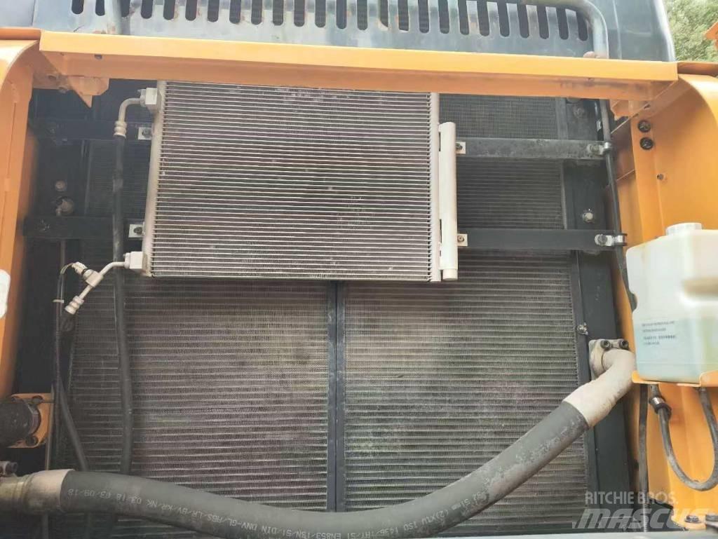 Hyundai R520LC-9 Excavatoare pe șenile
