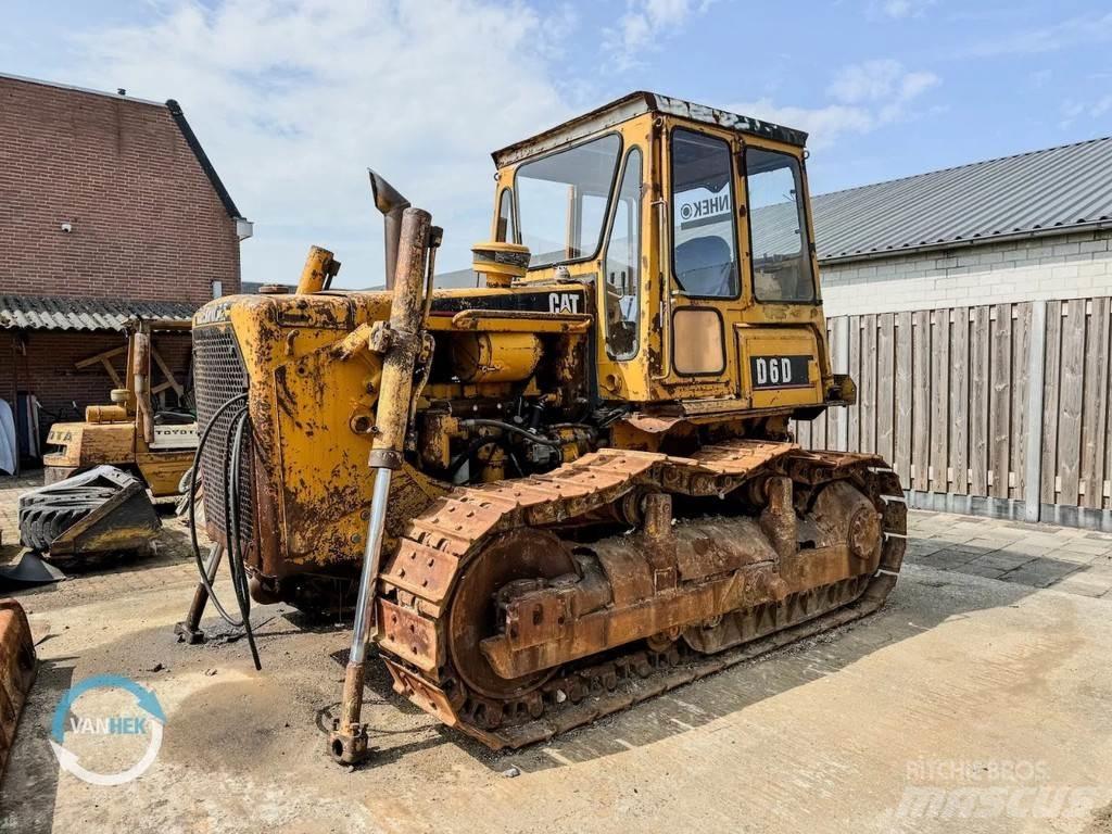 CAT D6D Buldozere pe senile