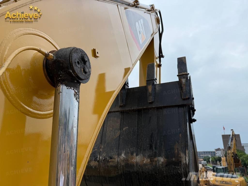 CAT 320 D Excavatoare pe șenile
