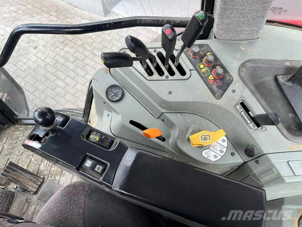 Massey Ferguson 8250 Tractoare