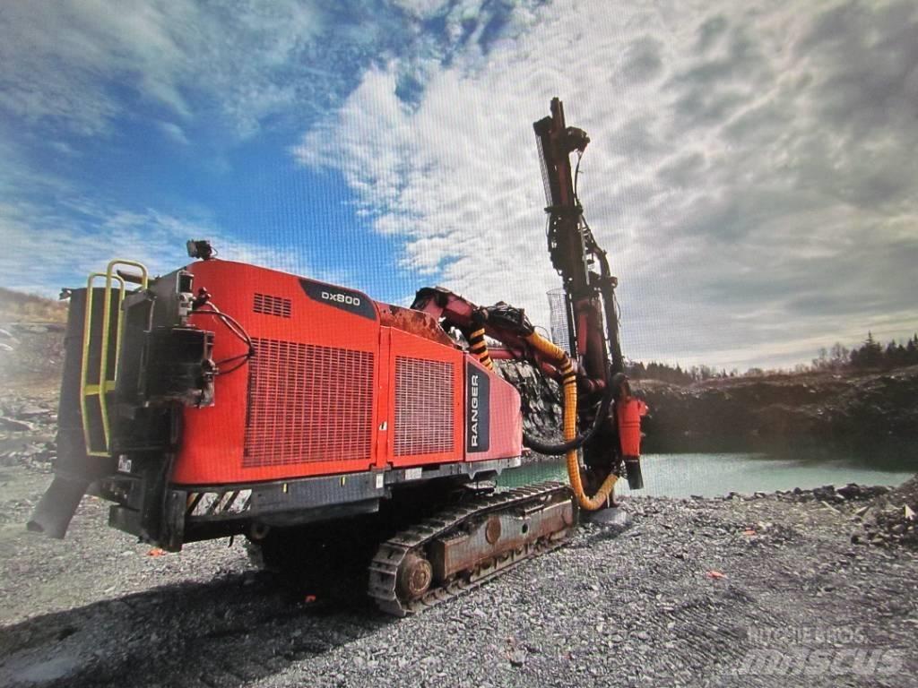 Sandvik DX 800 Echipamente de forare la suprafata