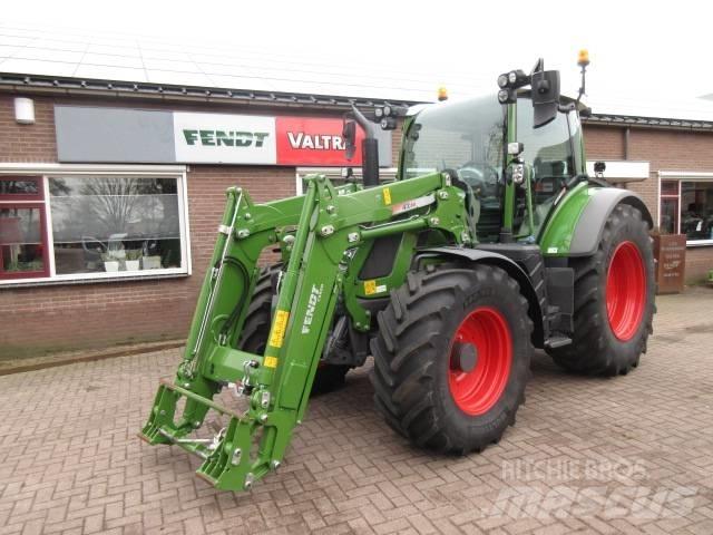 Fendt 513 s4 Tractoare