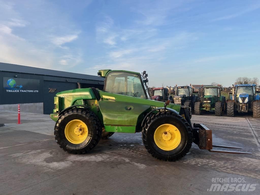 John Deere 3200 Stivuitoare telescopice