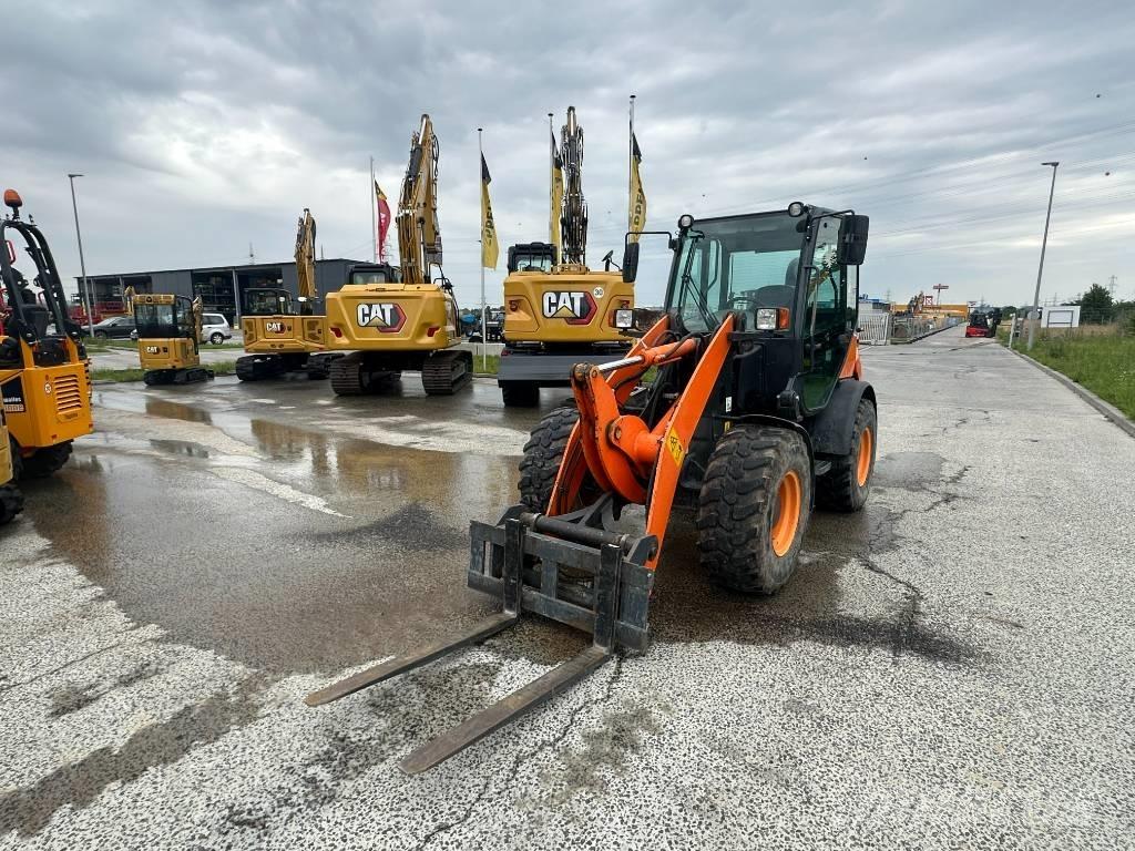 Komatsu WA 70 Incarcator pe pneuri