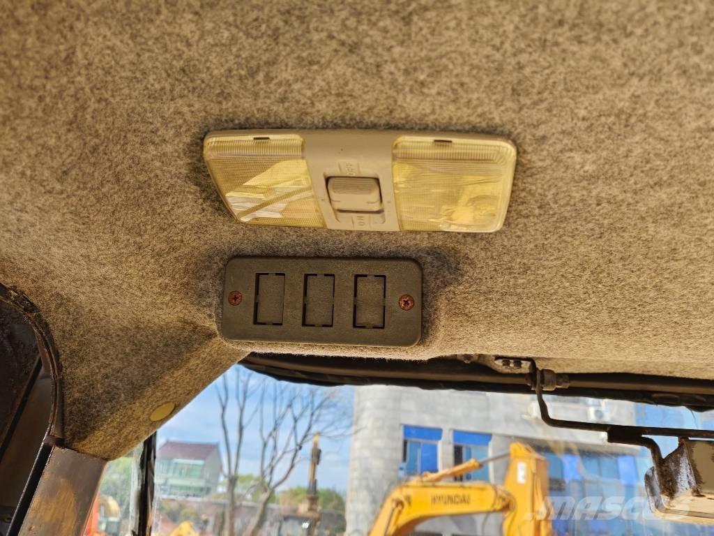 Komatsu WA 500-3 Incarcator pe pneuri