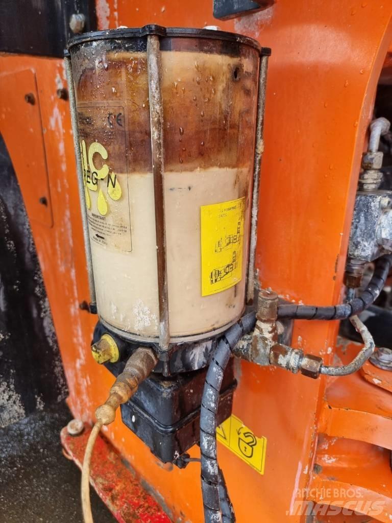 Hitachi ZW 250 Incarcator pe pneuri