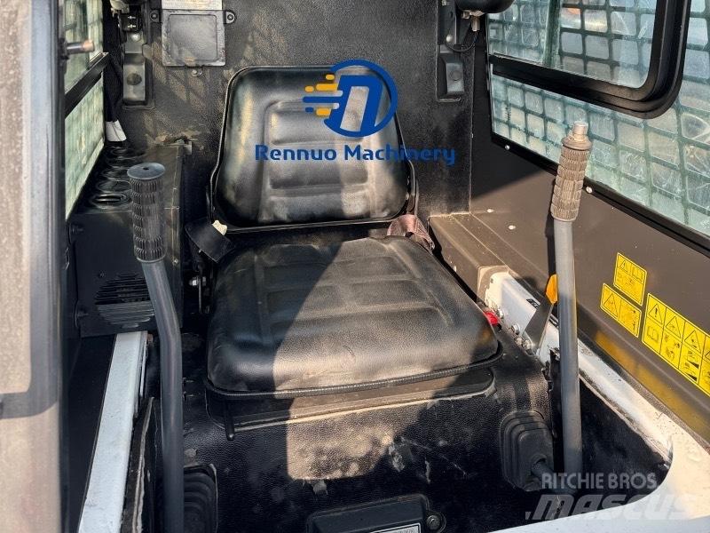 Bobcat S 130 Mini incarcator