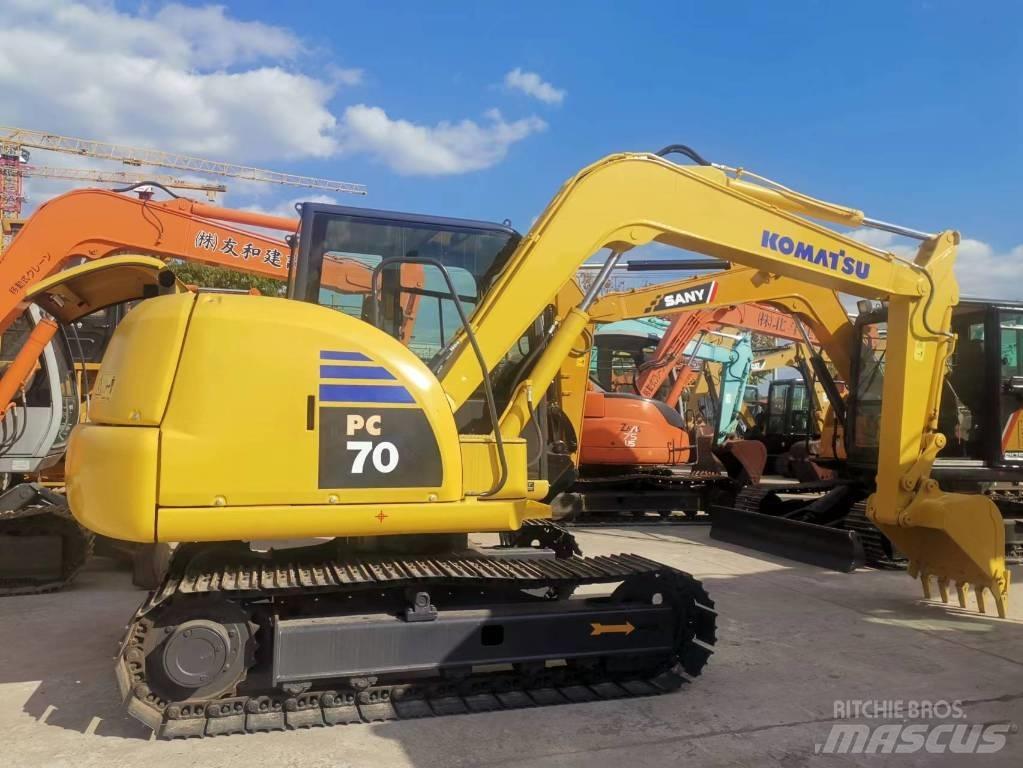 Komatsu PC 70 Excavatoare pe șenile
