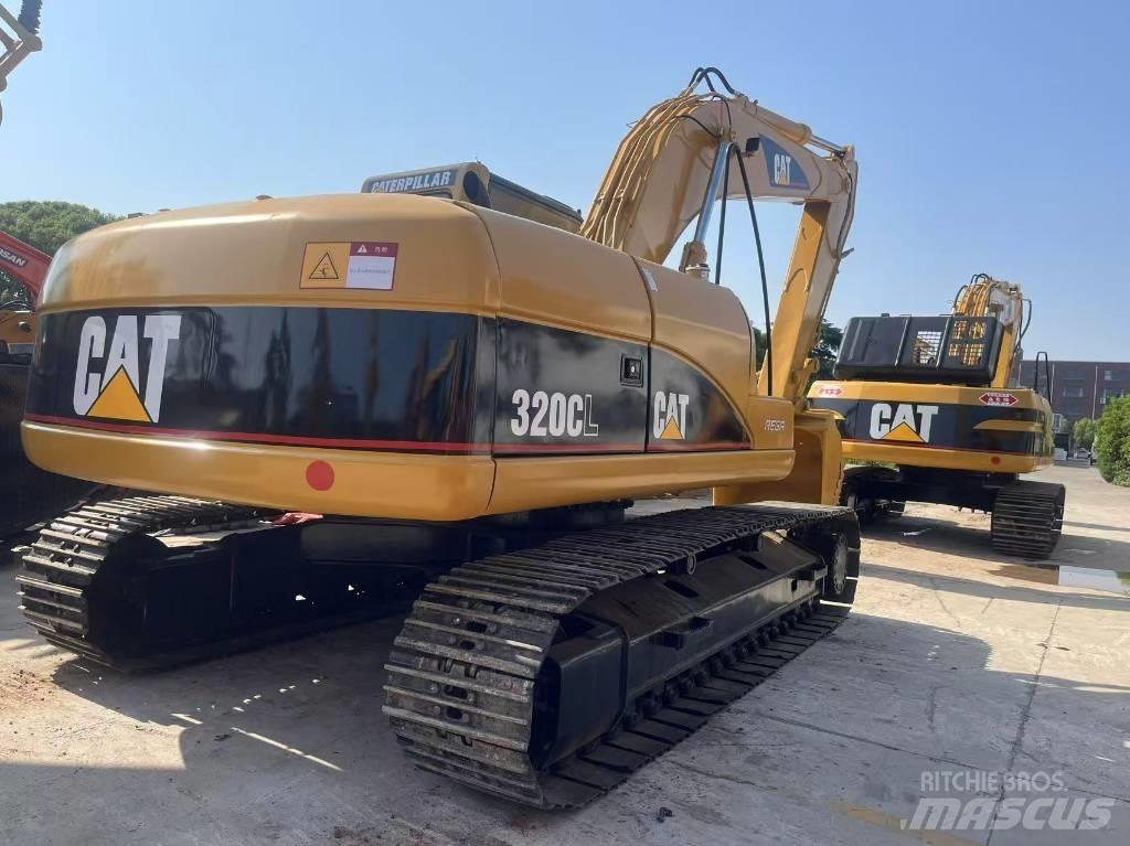 CAT 320 C L Excavatoare pe șenile
