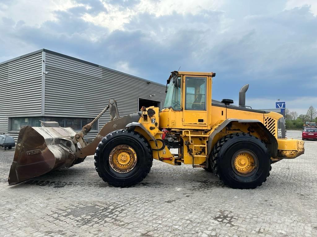 Volvo L120E Incarcator pe pneuri