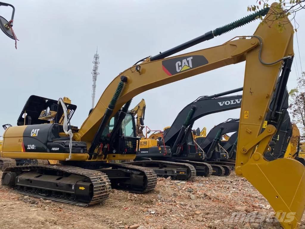 CAT 324 Excavatoare pe șenile
