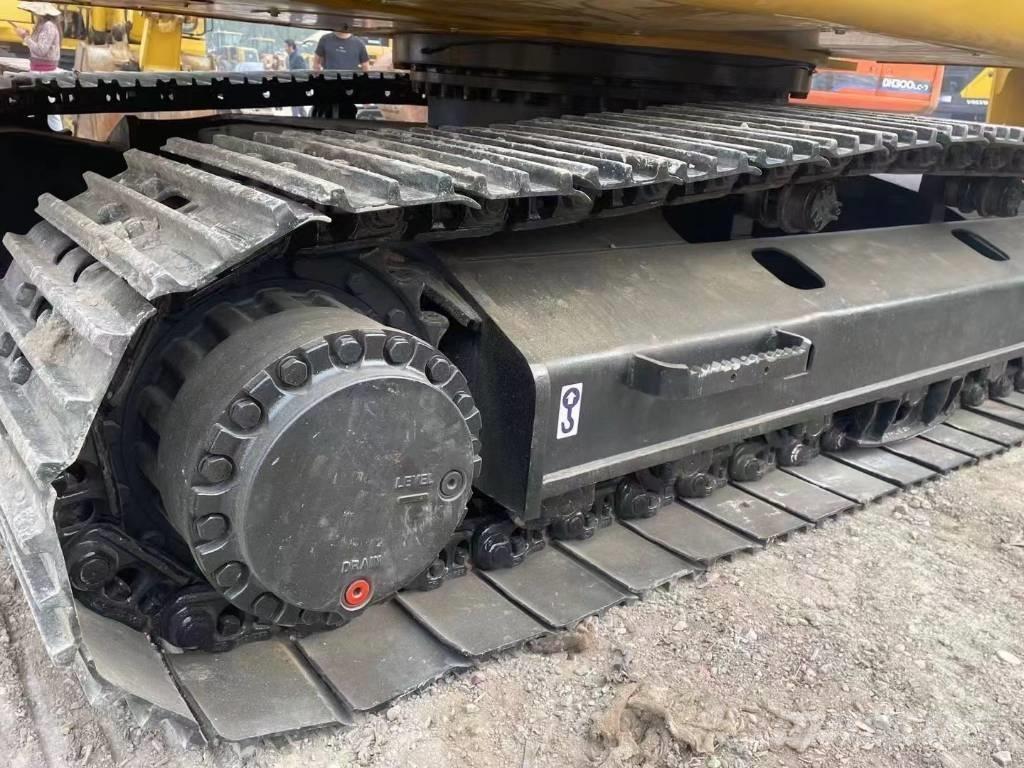 CAT 324 Excavatoare pe șenile
