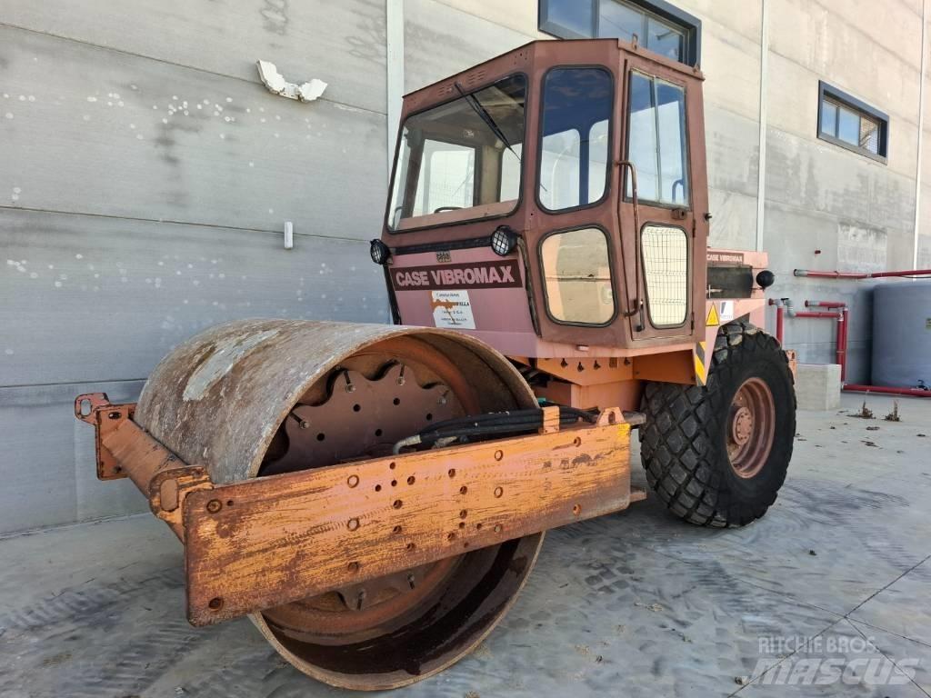 CASE Vibromax W1102D Compactoare monocilindrice