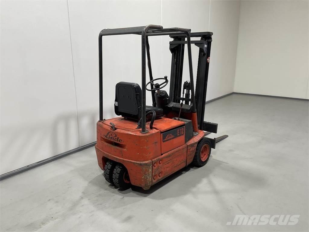 Linde E12 Stivuitor electric