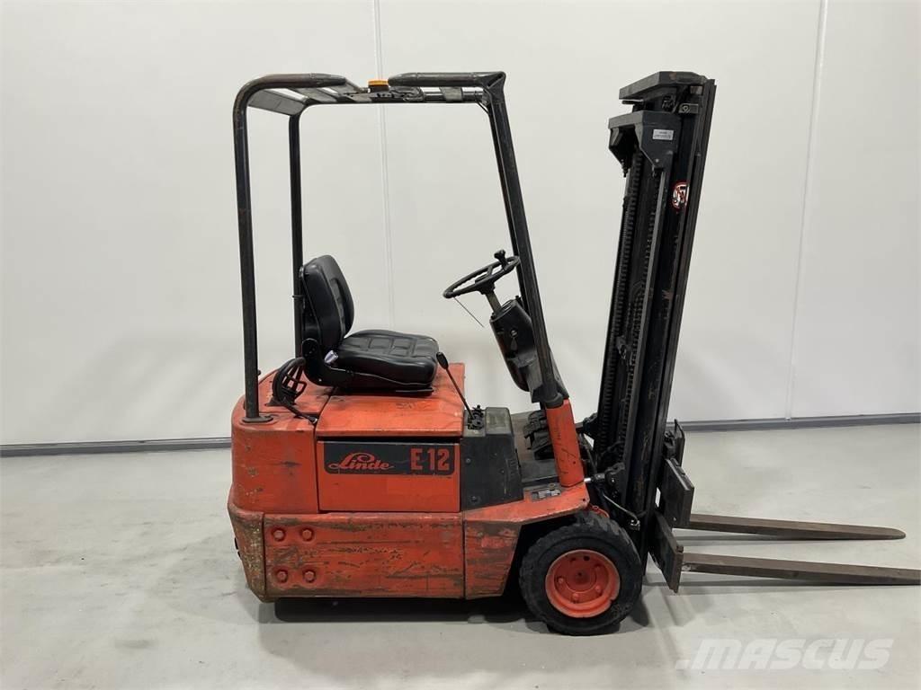 Linde E12 Stivuitor electric
