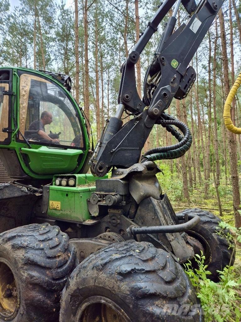 John Deere 1170 E Combine forestiere