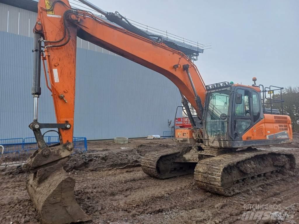 Doosan DX 225 LC-5 Excavatoare pe șenile
