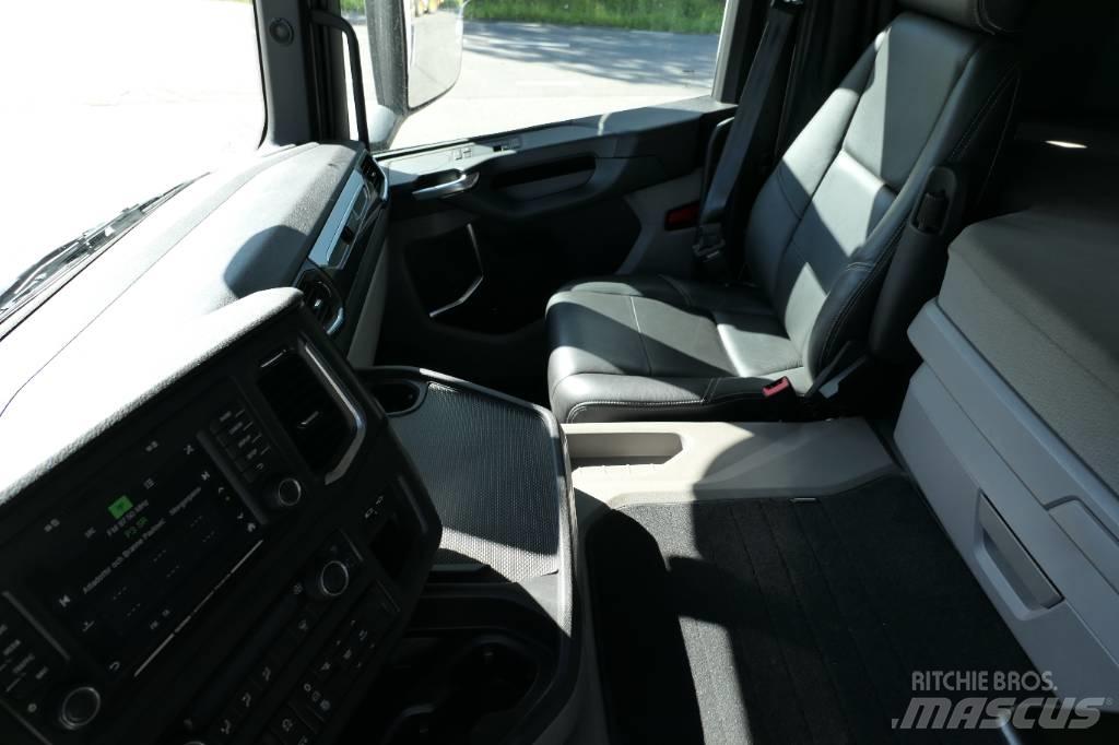 Scania G500B6x2NB Camion cu carlig de ridicare