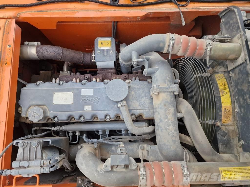 Doosan DX 160 W Excavatoare cu roti