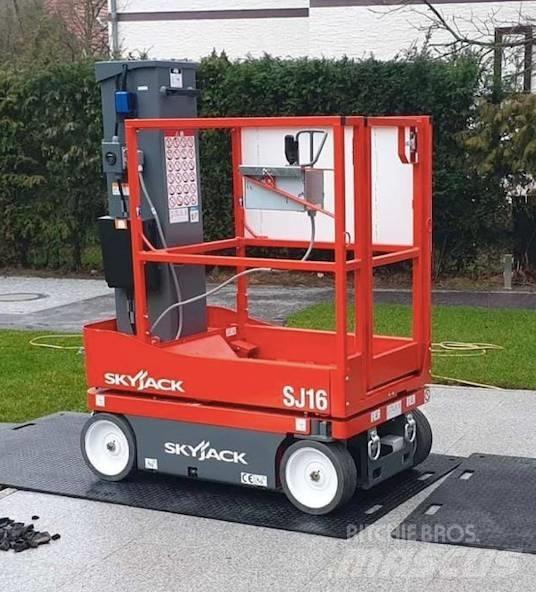 SkyJack SJ16 Platforme foarfeca