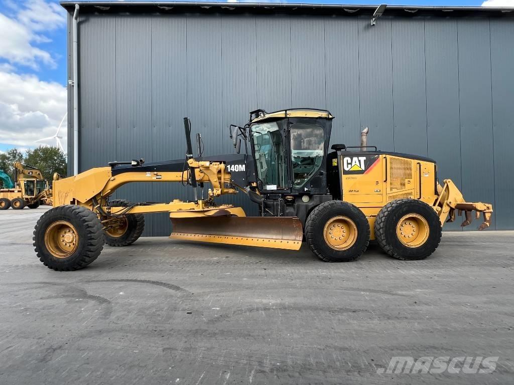 CAT 140M Gredere