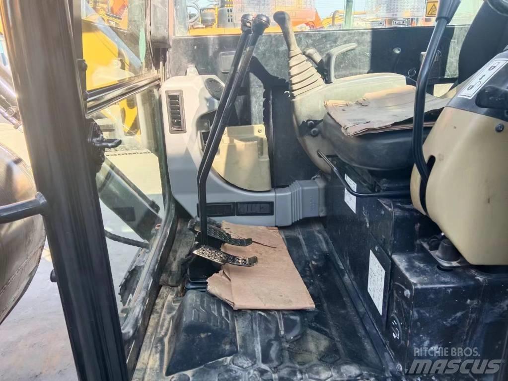 CAT 307 Excavatoare pe șenile
