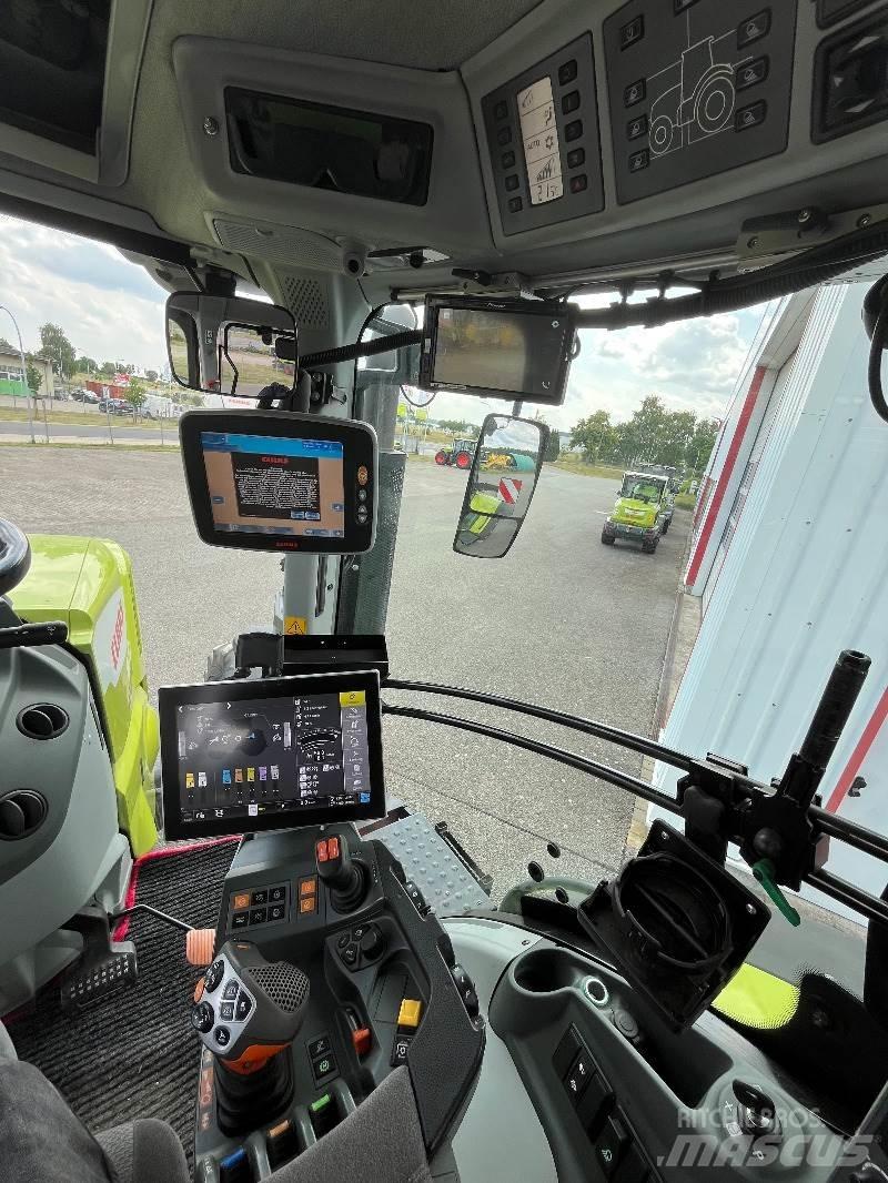 CLAAS Axion 870 Tractoare