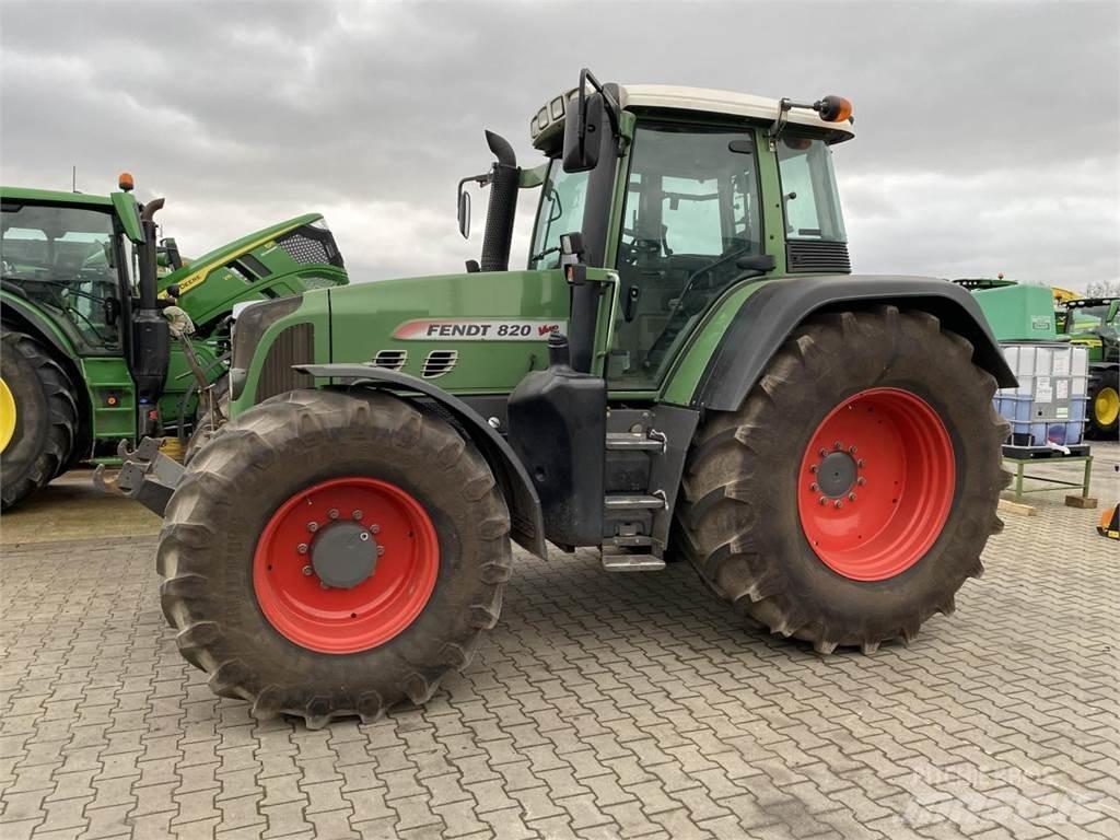 Fendt 820 Tractoare