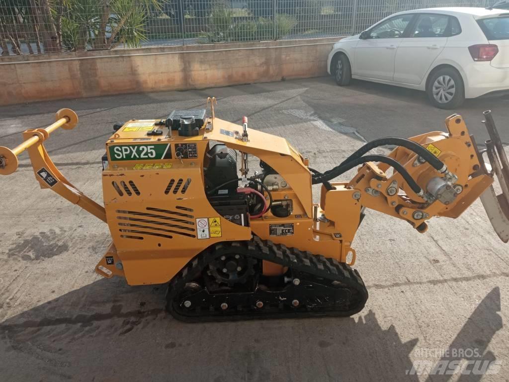 Vermeer SPX25 Excavatoare de santuri