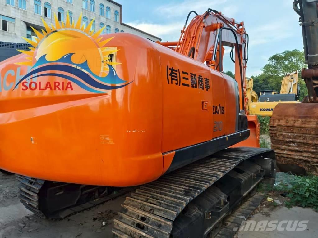 Hitachi ZX 210 Excavatoare pe șenile
